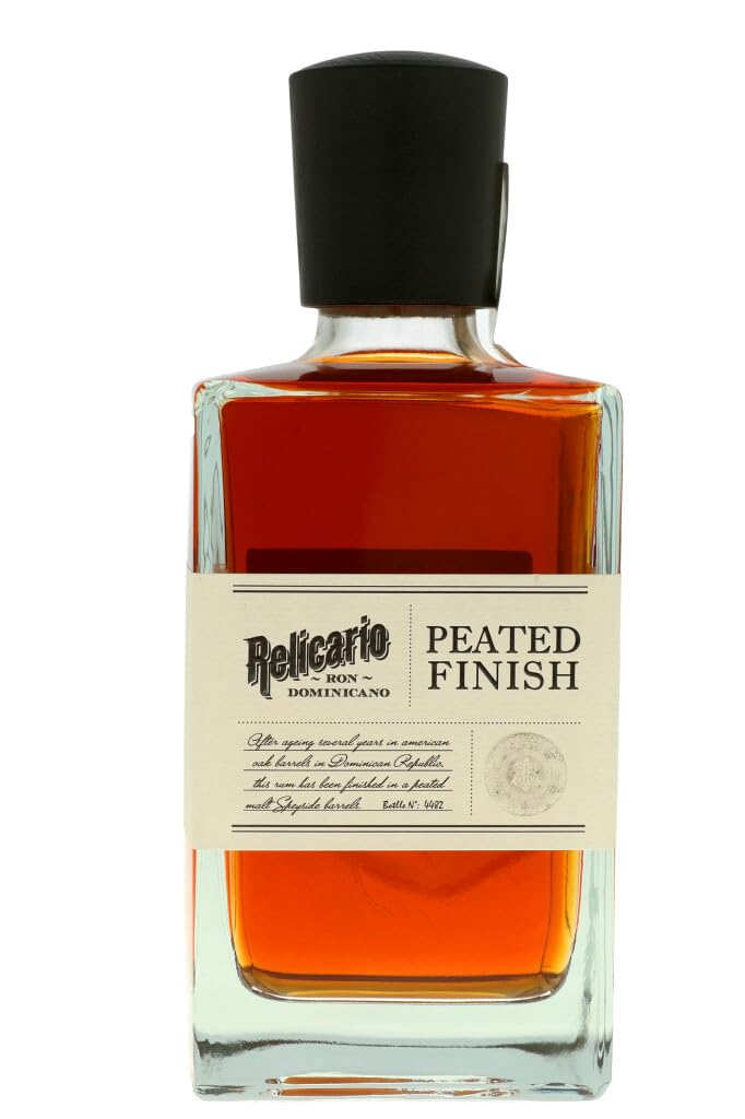 Relicario Ron Dominicano PEATED FINISH 40% Vol. 0,7l en boîte cadeau — Piscosaveur