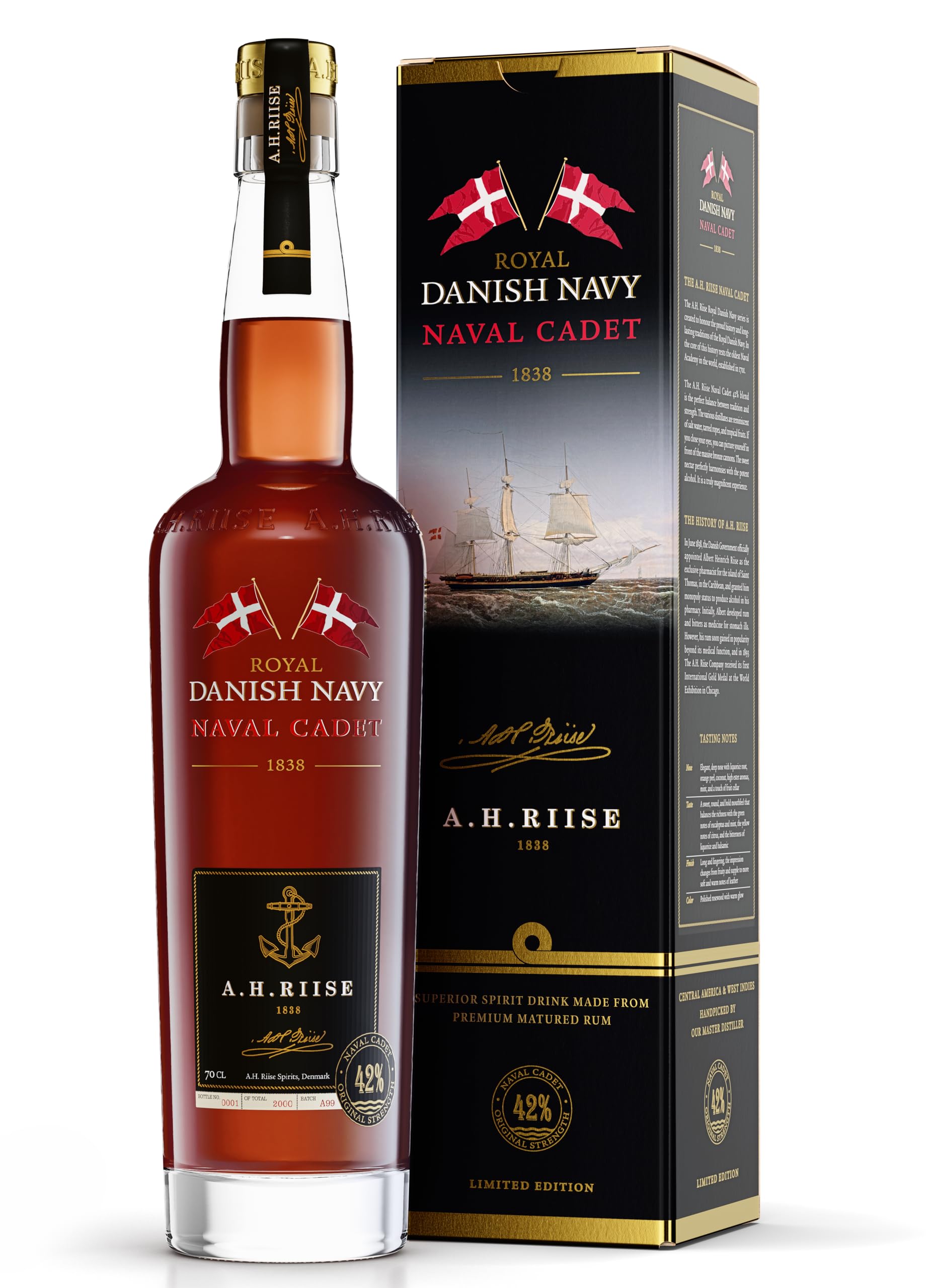 A.H. Riise Royal DANISH NAVY NAVAL CADET Superior Spirit Drink 42% Vol. 0,7l en boîte cadeau