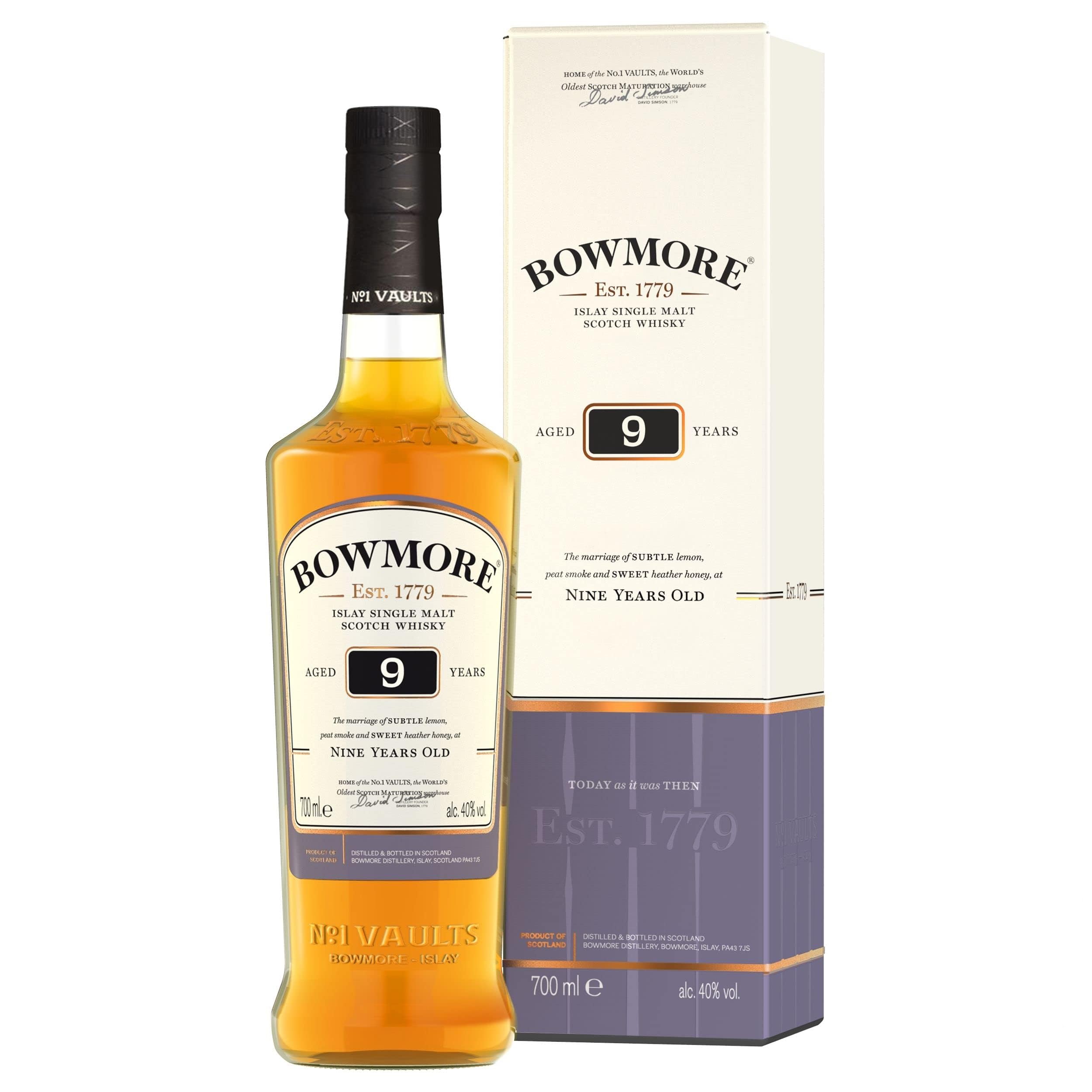 Bowmore 9 Years Old Islay Single Malt Scotch Whisky 40% Vol. 0,7l en b — Piscosaveur